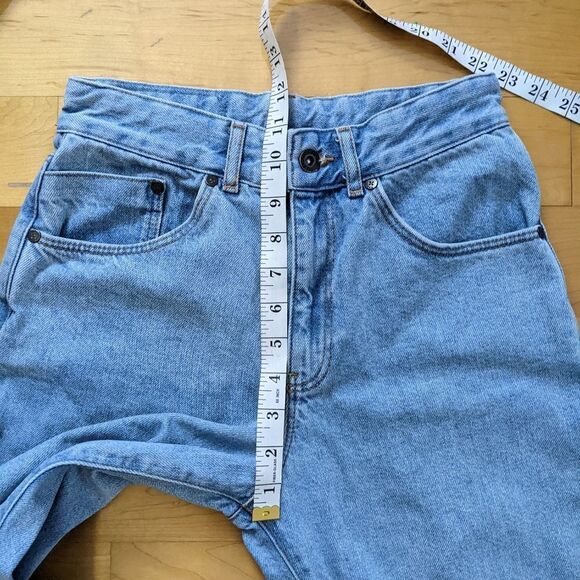 The ragged priest Mom distressed jeans size 26 @A3 - Picture 9 of 11